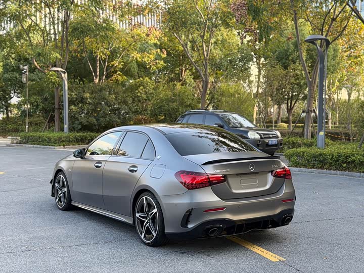 Фото 16 - Mercedes-Benz A-Class AMG