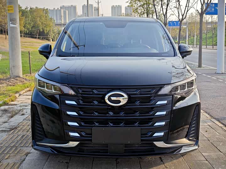 Фото 2 - GAC Trumpchi M6