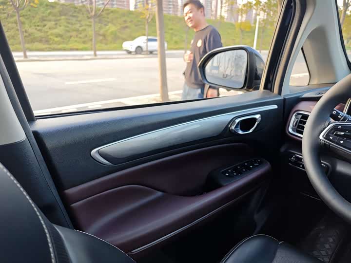 Фото 7 - GAC Trumpchi M6