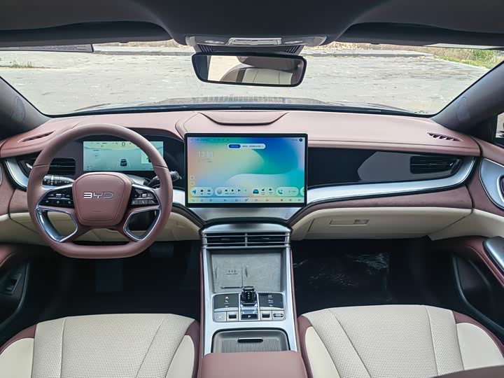 Фото 11 - BYD Seal 07 DM-i Hybrid