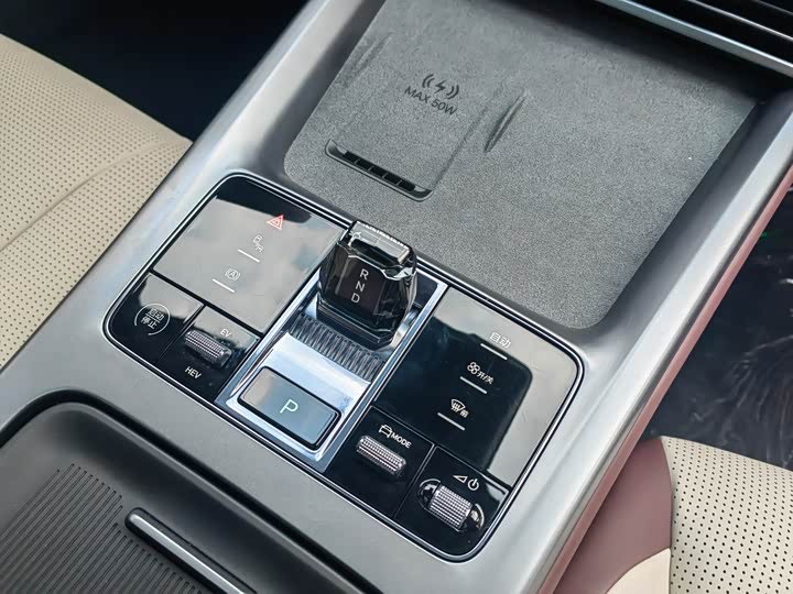 Фото 14 - BYD Seal 07 DM-i Hybrid