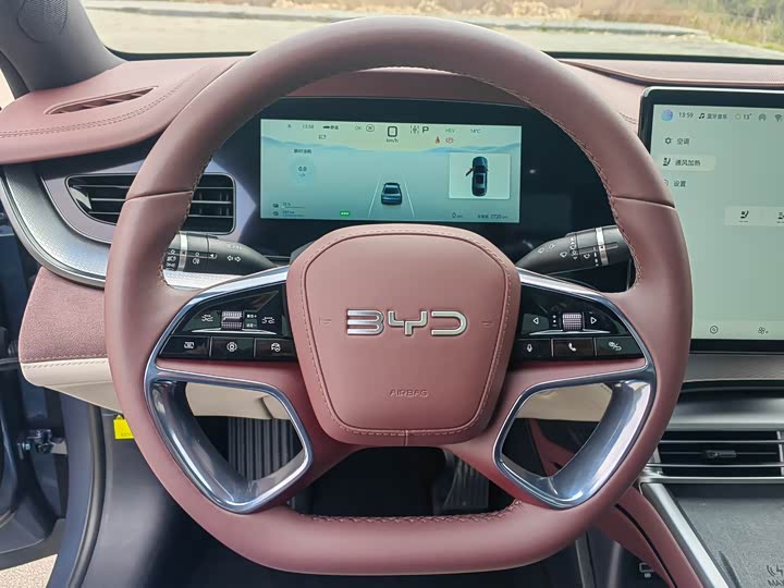 Фото 17 - BYD Seal 07 DM-i Hybrid