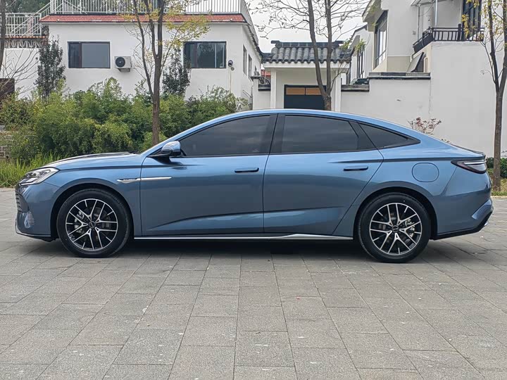 Фото 2 - BYD Seal 07 DM-i Hybrid