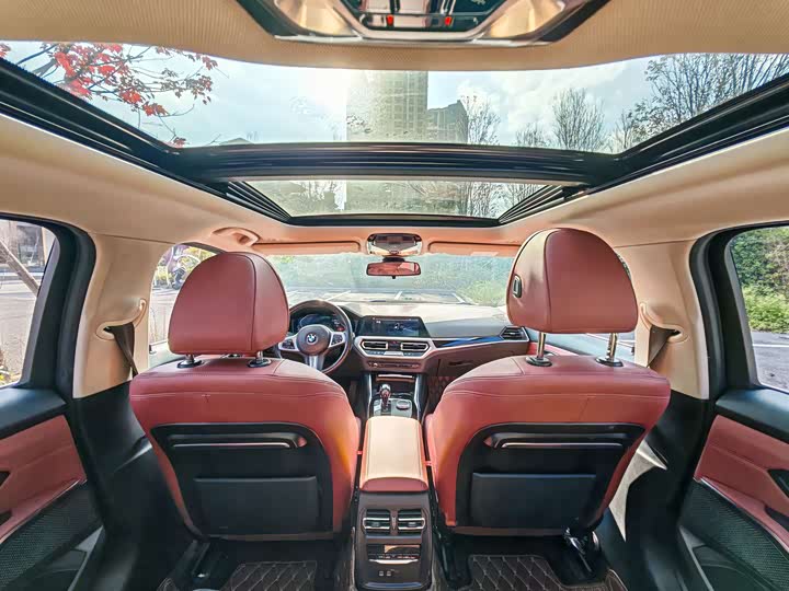 Фото 10 - BMW 3 Series