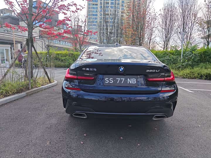 Фото 15 - BMW 3 Series