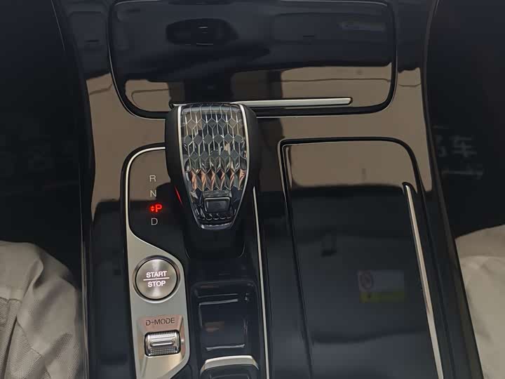 Фото 13 - GAC Trumpchi M8