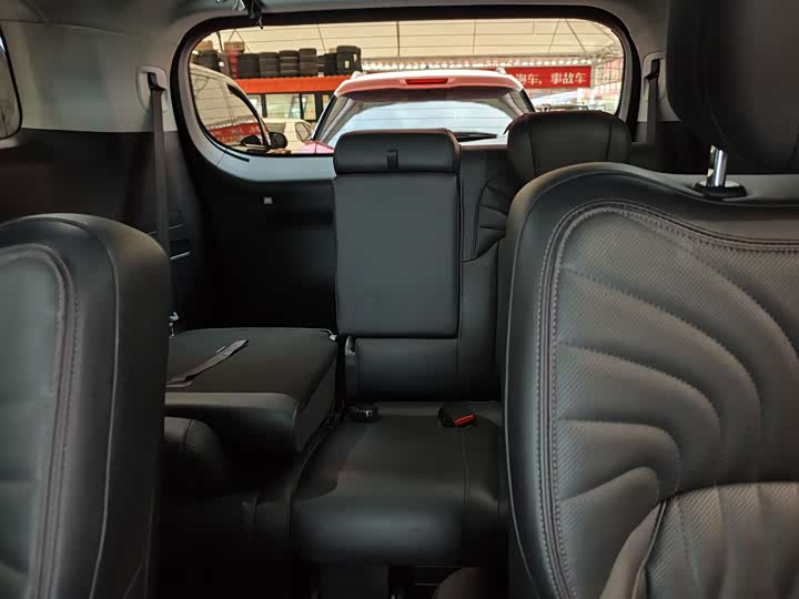 Фото 17 - GAC Trumpchi M8