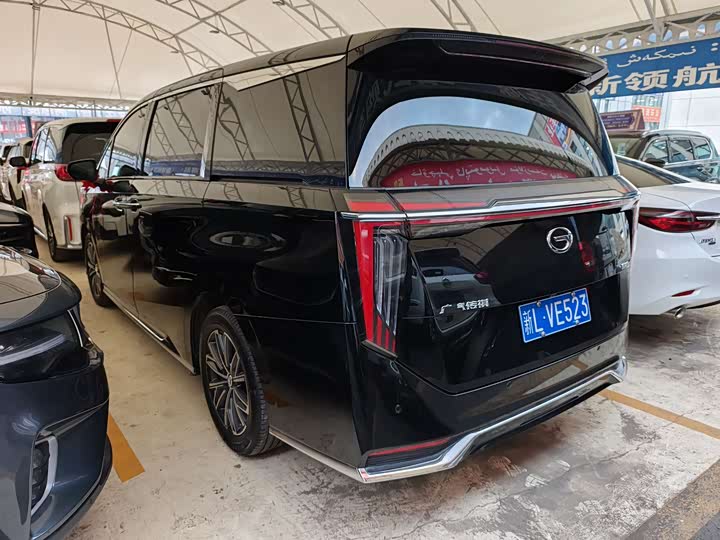 Фото 7 - GAC Trumpchi M8