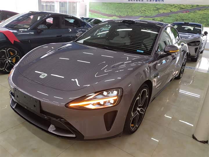 Фото 1 - Xiaomi SU7