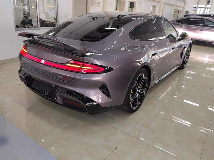 Фото 7 - Xiaomi SU7