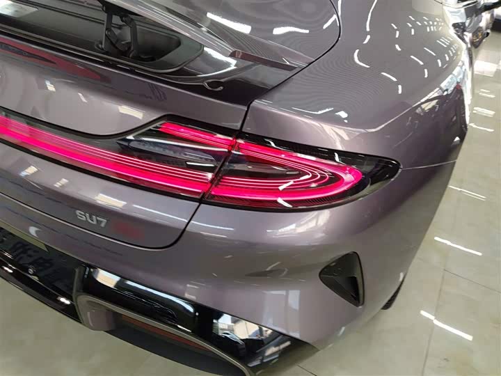 Фото 8 - Xiaomi SU7