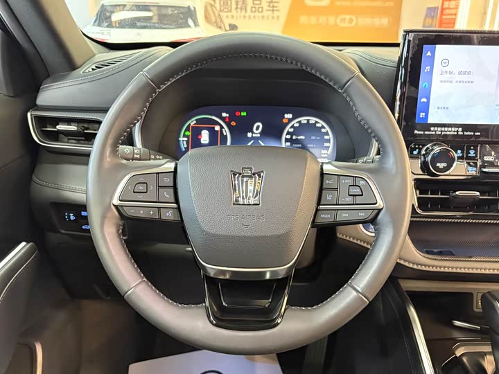 Фото 15 - Toyota Crown Kluger