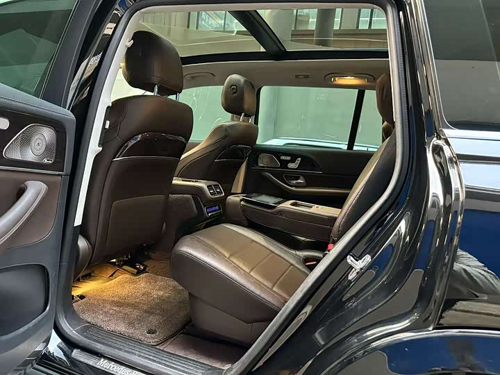 Фото 8 - Mercedes-Benz GLS-Class