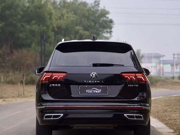 Фото 4 - Volkswagen Tiguan L Pro