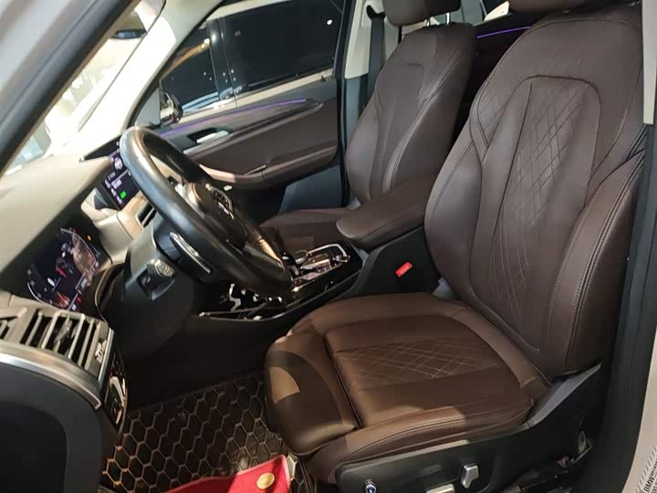 Фото 15 - BMW X3