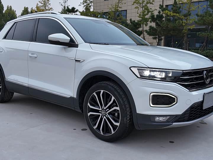 Фото 4 - Volkswagen T-Roc