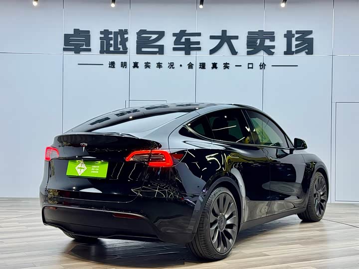 Фото 7 - Tesla Model Y