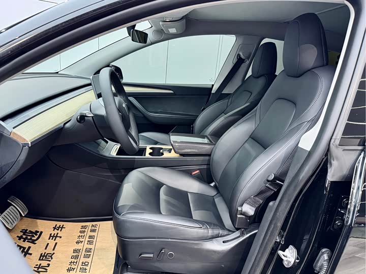 Фото 9 - Tesla Model Y