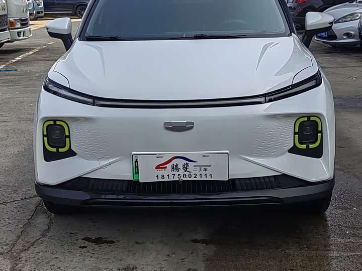 Фото 2 - Geely Geometry E Firefly