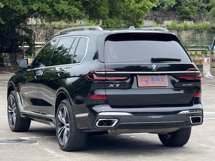 Фото 12 - BMW X7