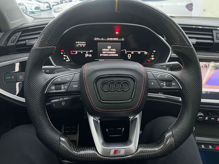 Фото 8 - Audi Q3 Sportback