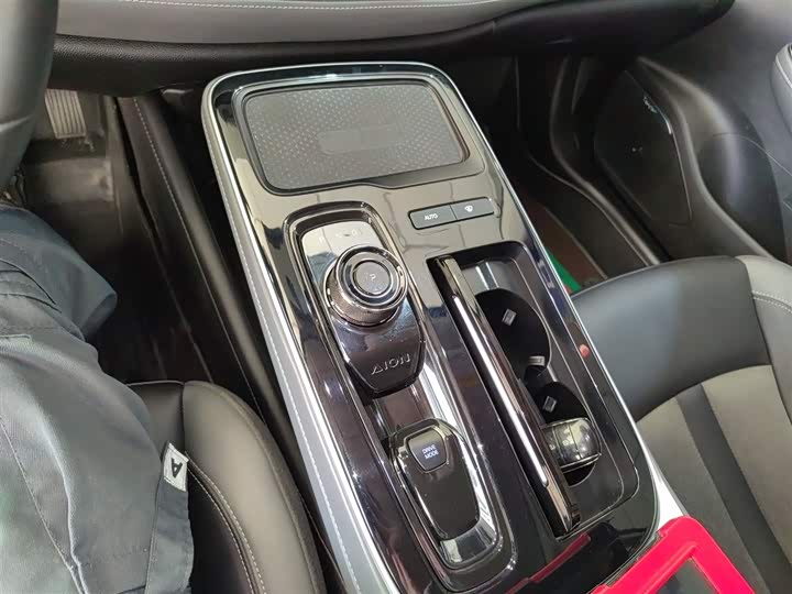 Фото 14 - GAC Aion S Plus