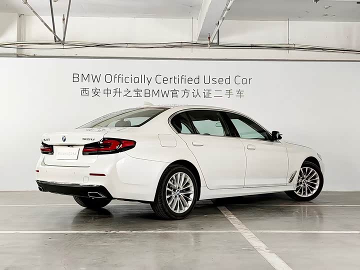 Фото 21 - BMW 5 Series