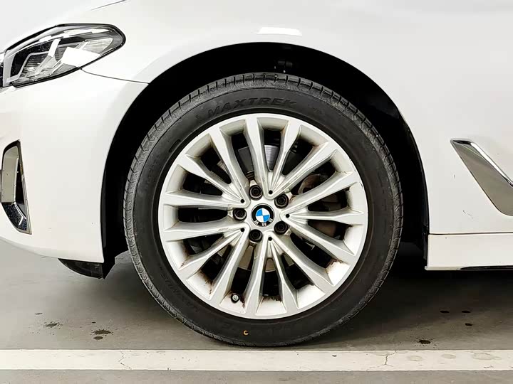 Фото 4 - BMW 5 Series