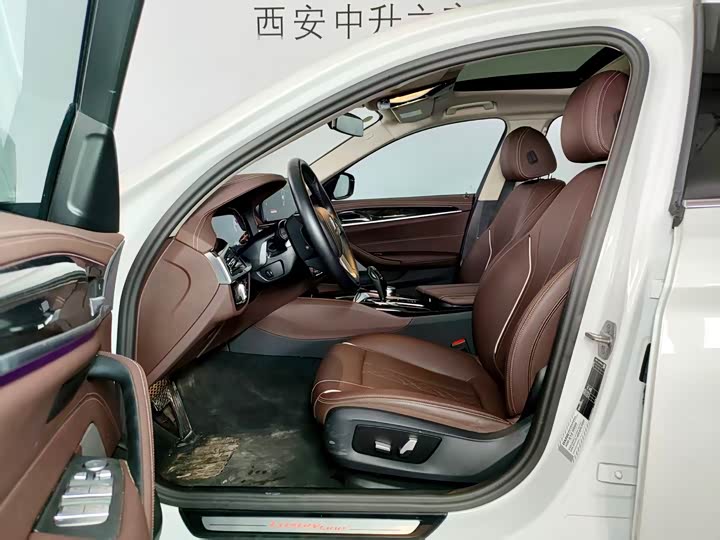 Фото 7 - BMW 5 Series