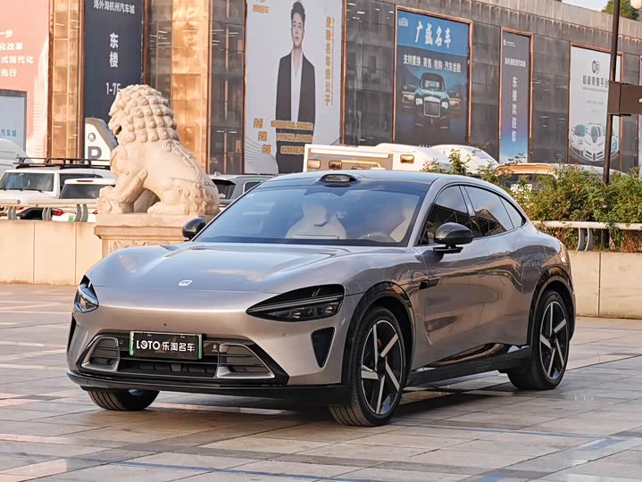 Фото 1 - Xiaomi YU7