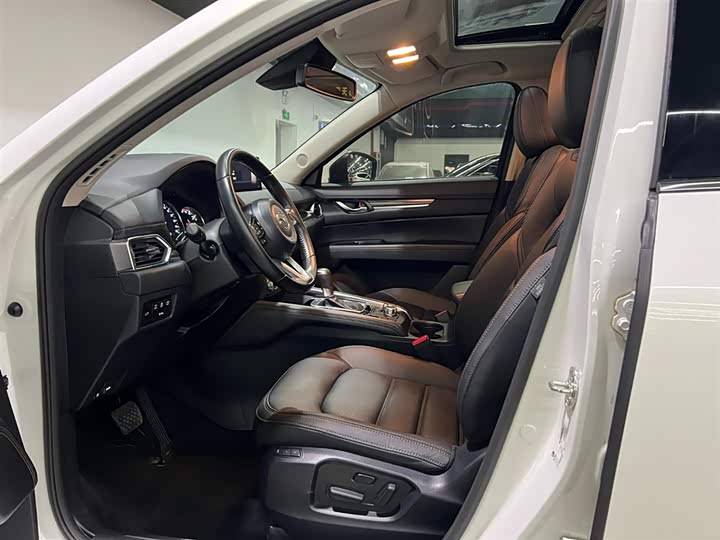 Фото 9 - Mazda CX-5