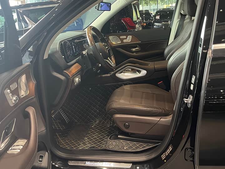 Фото 6 - Mercedes-Benz GLS-Class