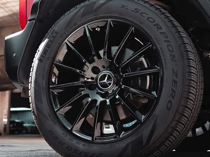 Фото 11 - Mercedes-Benz G-Class