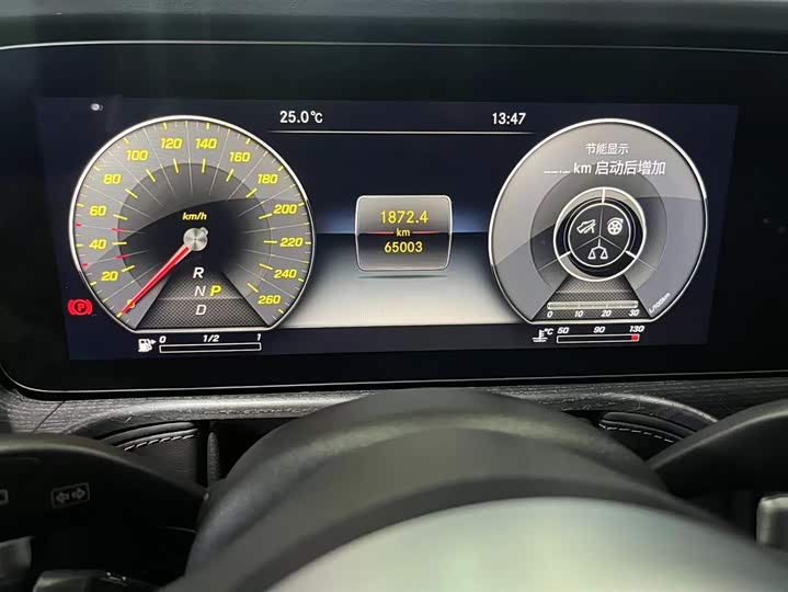 Фото 14 - Mercedes-Benz G-Class