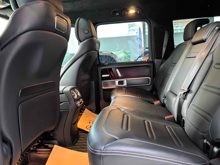 Фото 10 - Mercedes-Benz G-Class