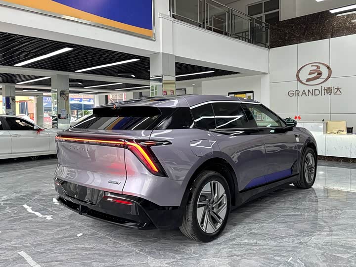 Фото 6 - HiPhi Y