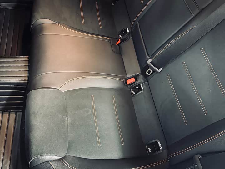 Фото 38 - Mercedes-Benz A-Class AMG