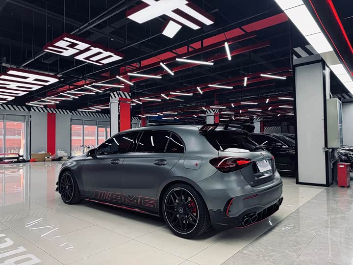Фото 6 - Mercedes-Benz A-Class AMG