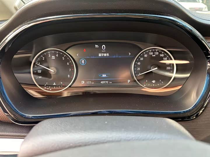 Фото 5 - Buick GL8 ES