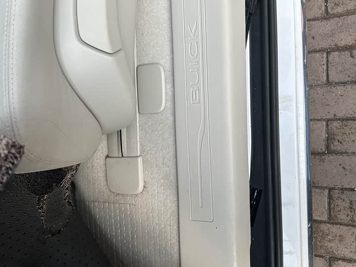 Фото 6 - Buick GL8 ES