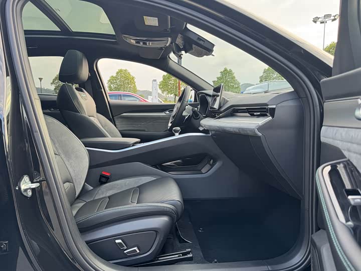 Фото 10 - Geely Preface