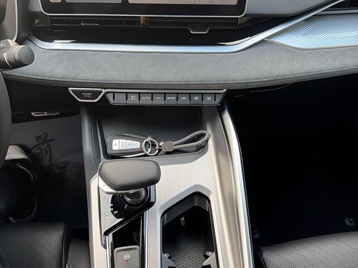 Фото 16 - Geely Preface