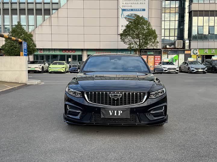 Фото 2 - Geely Preface