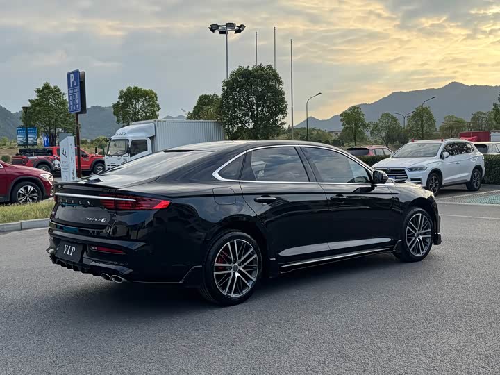 Фото 5 - Geely Preface