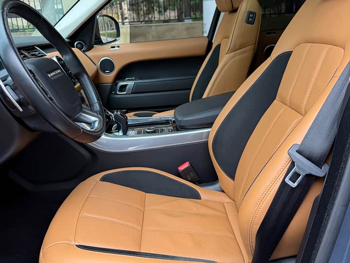 Фото 10 - Land Rover Range Rover Sport