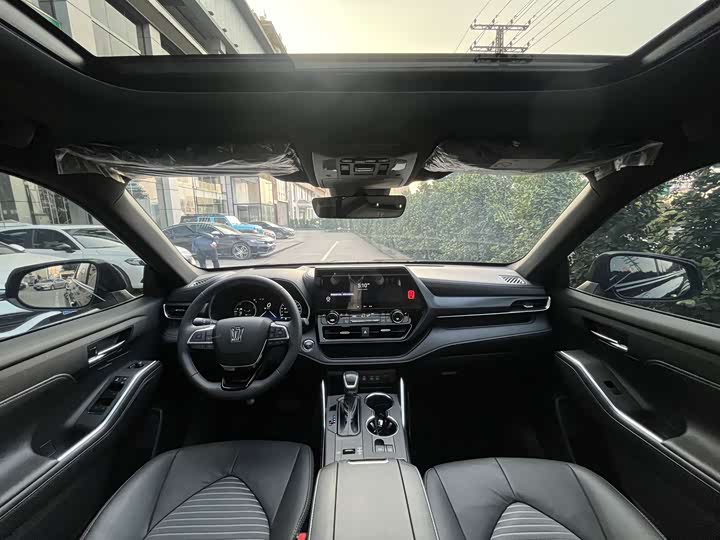 Фото 6 - Toyota Crown Kluger