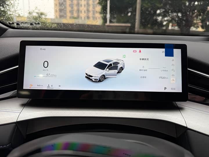 Фото 9 - Geely Preface