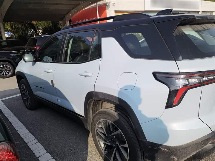 Фото 5 - Chevrolet Equinox Plus