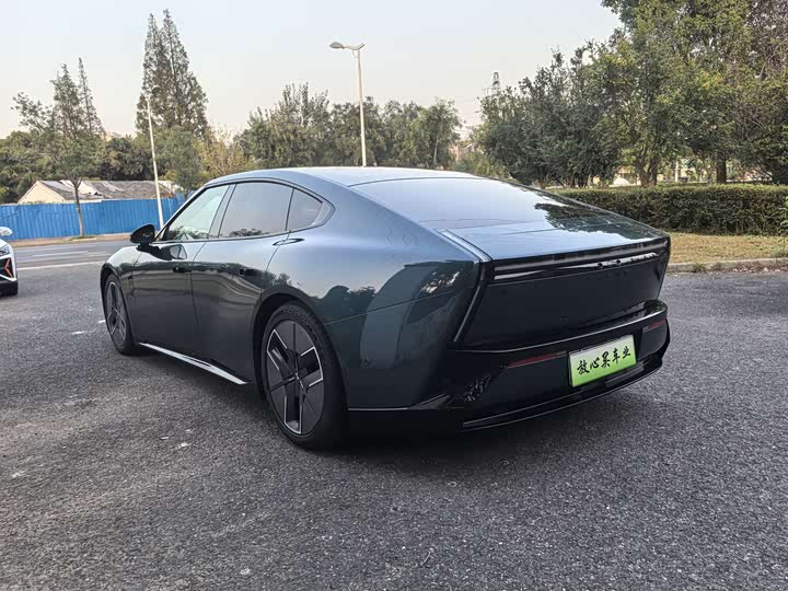 Фото 11 - XPeng P7