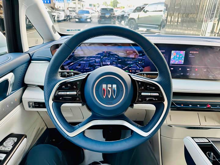 Фото 8 - Buick GL8 Hybrid